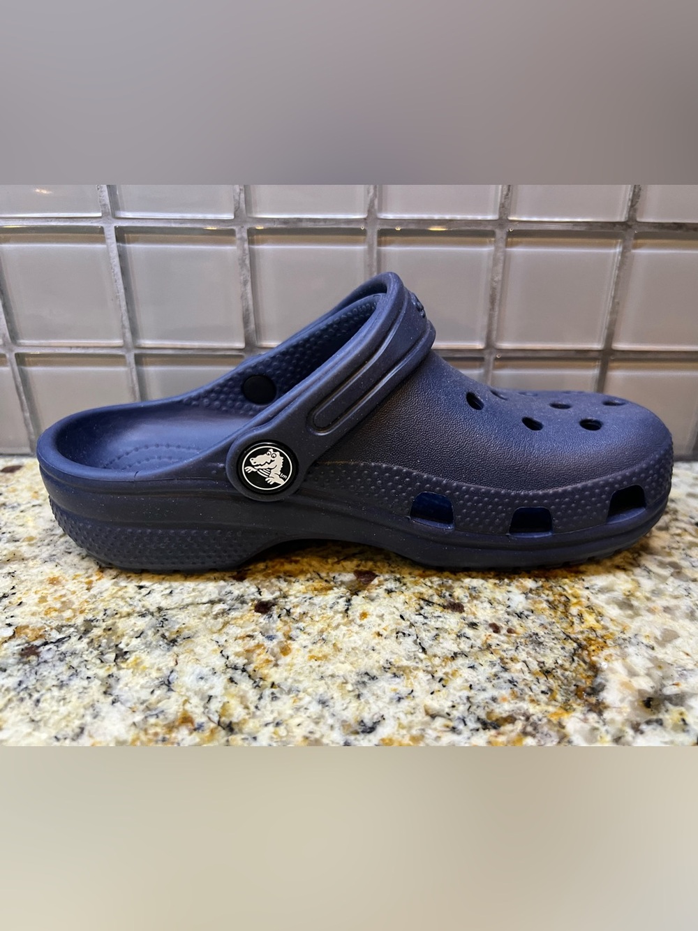 Kids Crocs - Picture 8 of 11